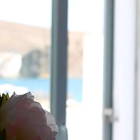 Hotell V-rooms In Milos Cyclades