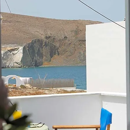 V-rooms In Milos Cyclades * Pollonia